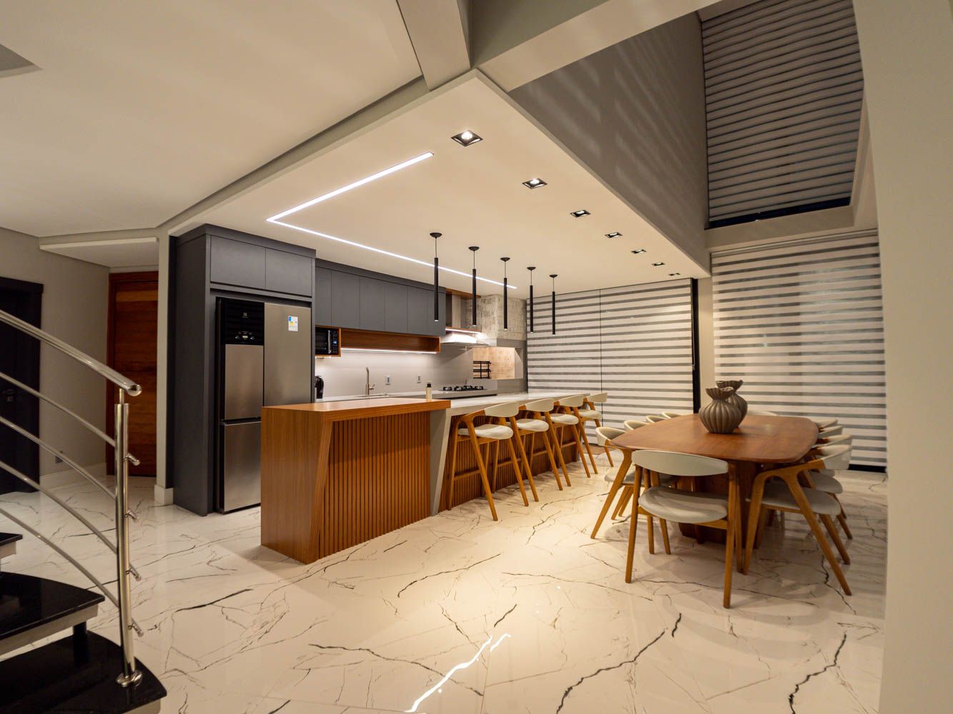 Casa Vivace - Oceanside (MOBILIADA E DECORADA)