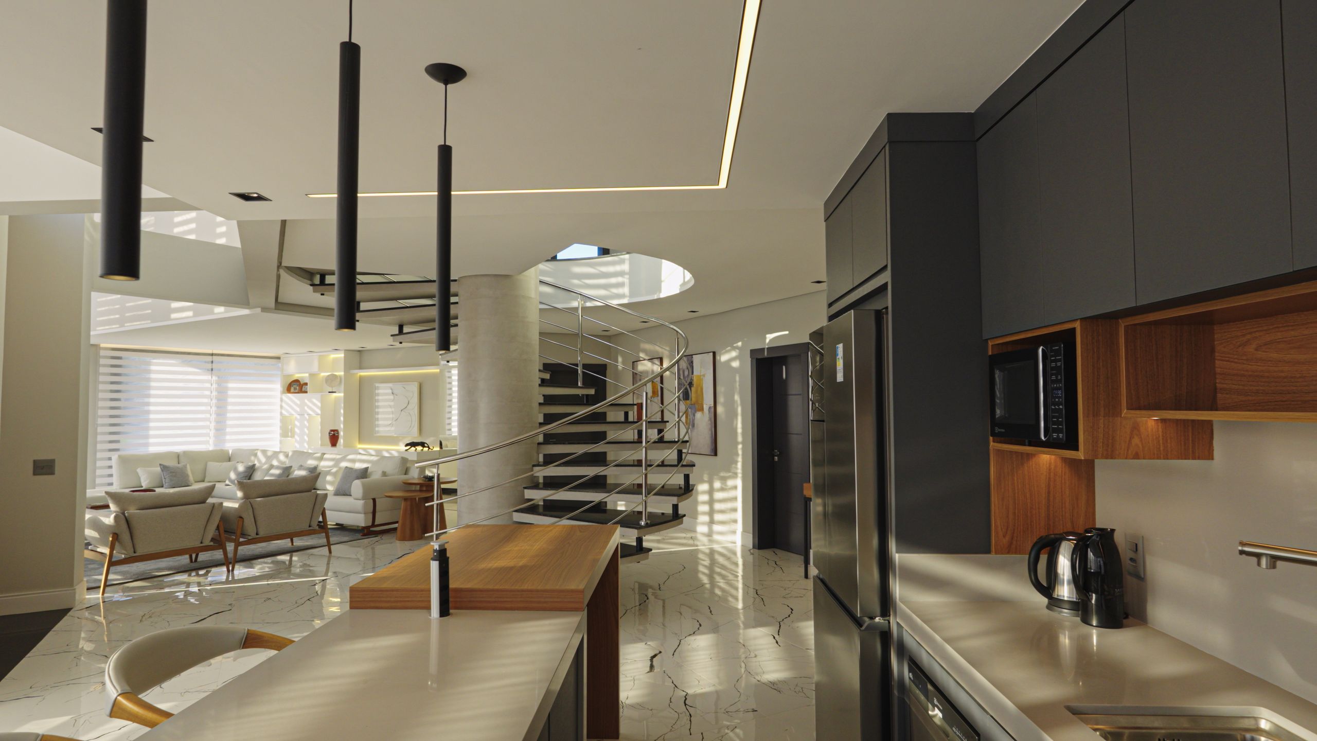 Casa Vivace - Oceanside (MOBILIADA E DECORADA)