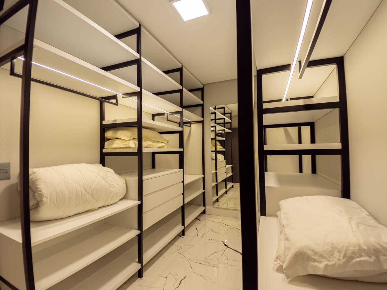 Casa Vivace - Oceanside (MOBILIADA E DECORADA)