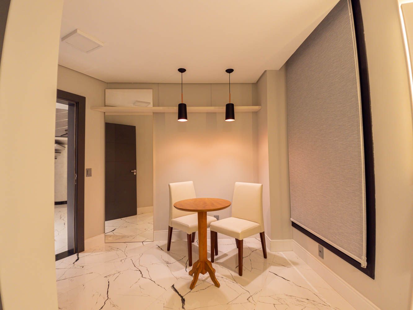 Casa Vivace - Oceanside (MOBILIADA E DECORADA)