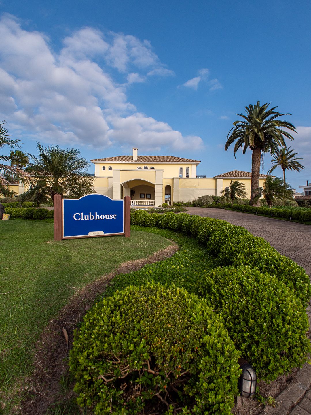 Casa Vivace - Oceanside (MOBILIADA E DECORADA)