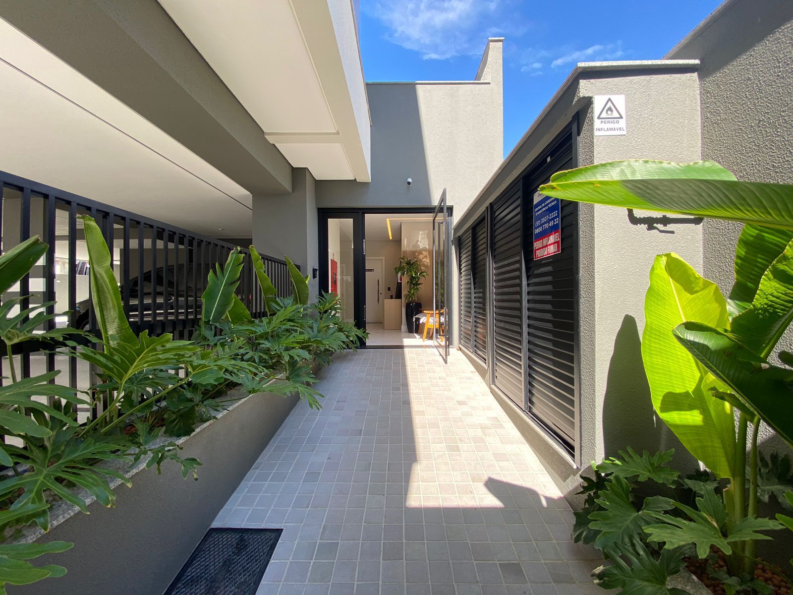 ASTON | PRAIA DA CAL