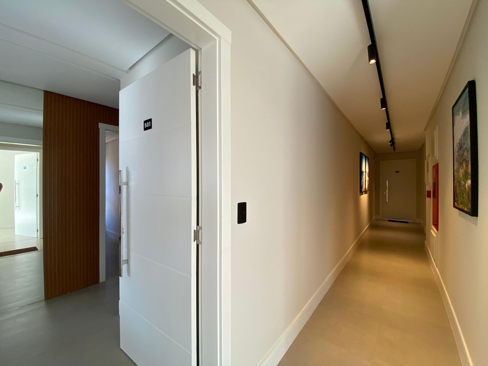 ASTON | PRAIA DA CAL