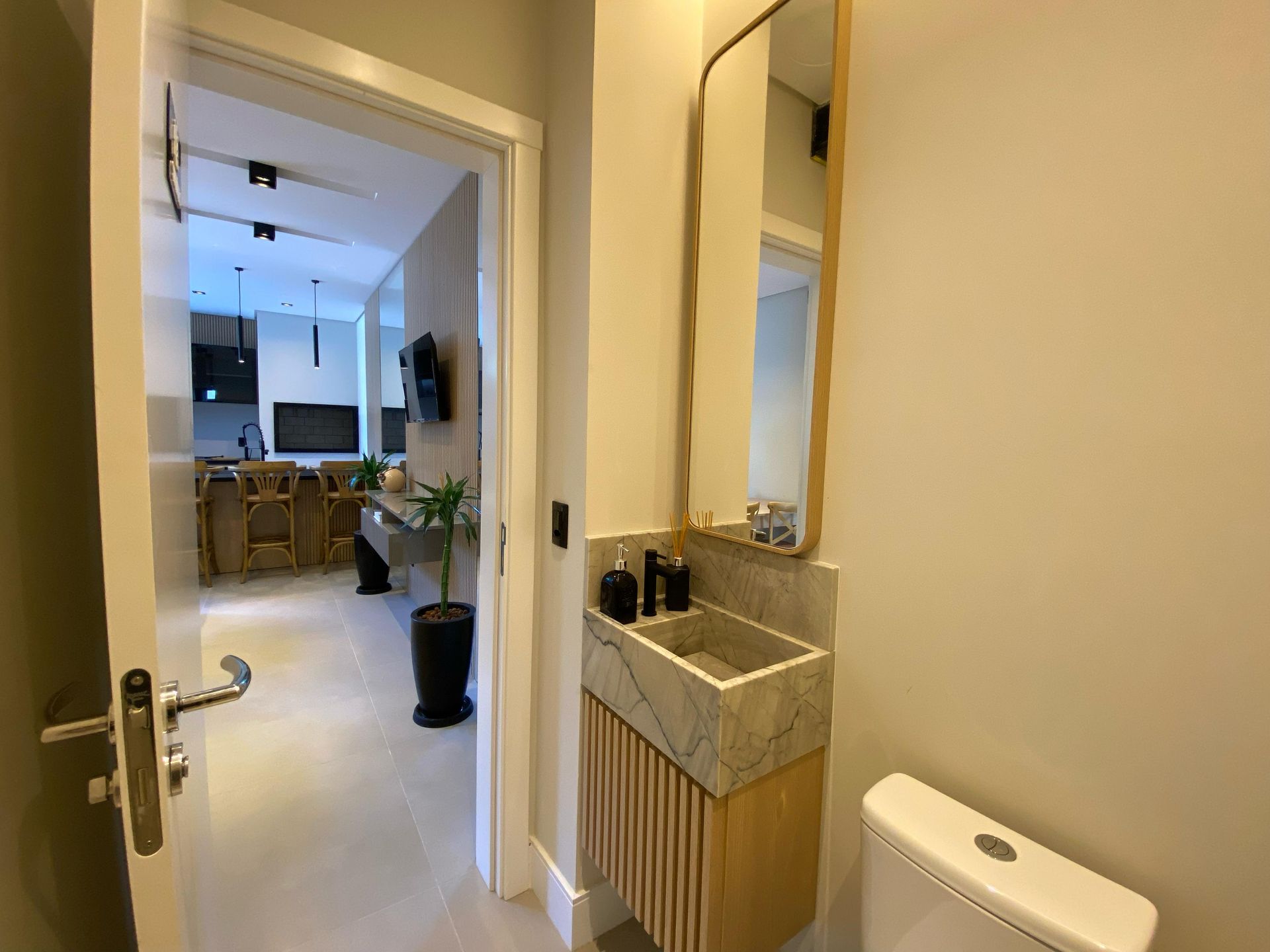 ASTON | PRAIA DA CAL