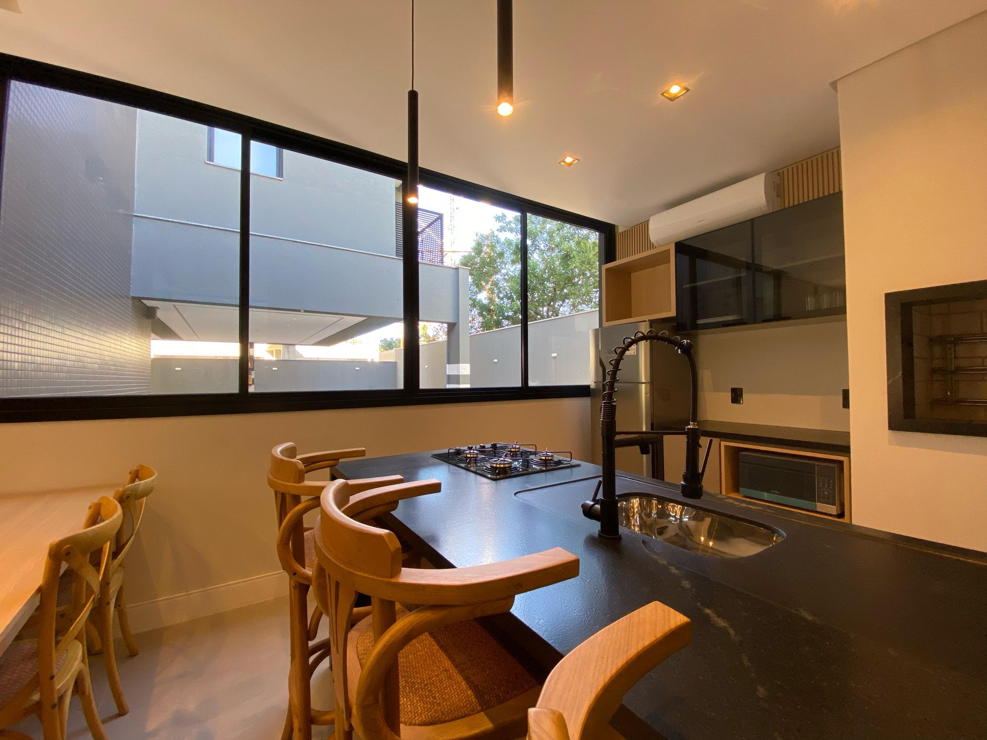 ASTON | PRAIA DA CAL