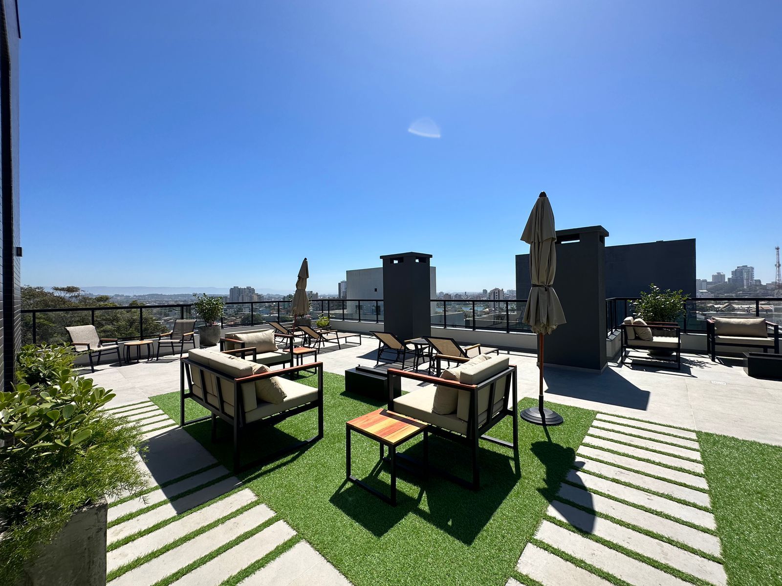 ASTON | PRAIA DA CAL