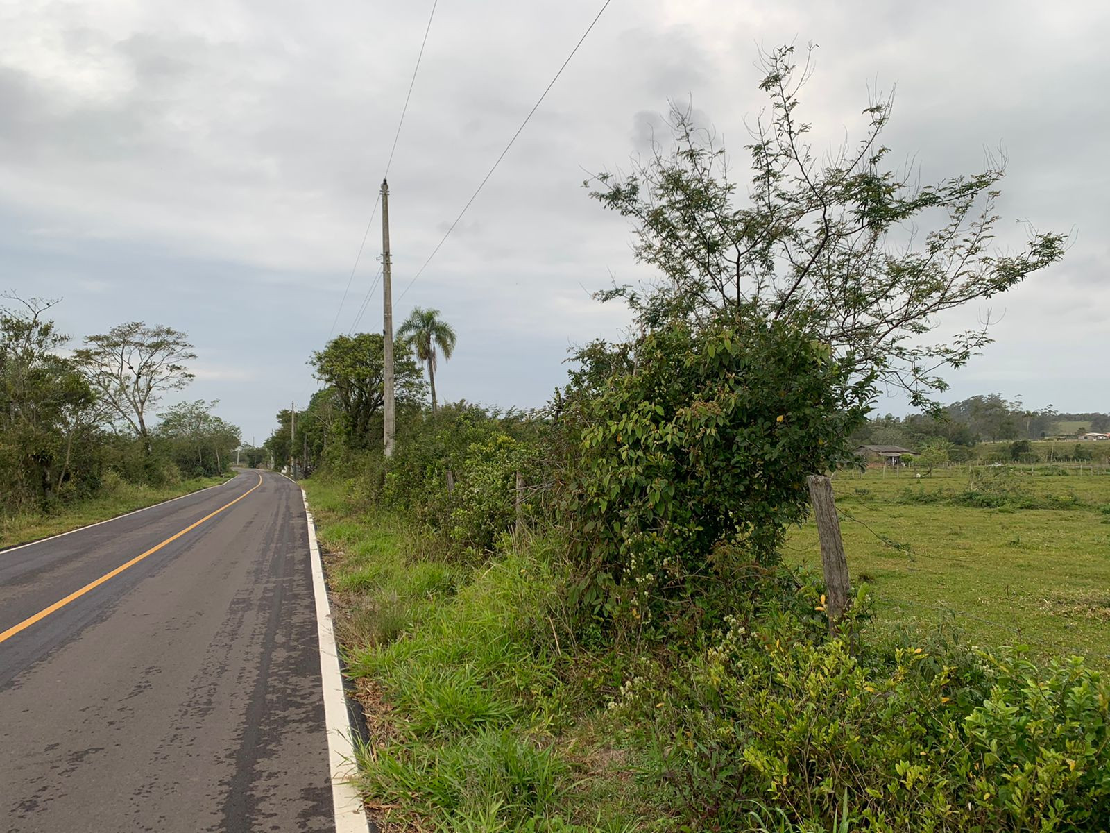 Lote/Terreno de no bairro Centro, em Torres | Eu Corretor