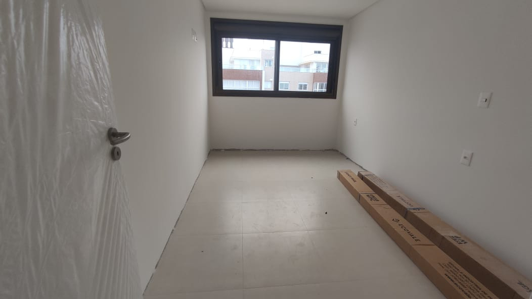 Apartamento de 3 quartos, 235m² no bairro Centro, em Torres | Eu Corretor